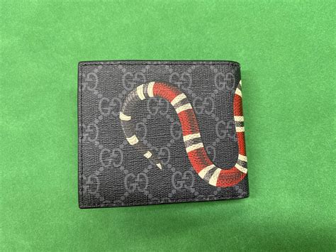 how to check gucci wallet.